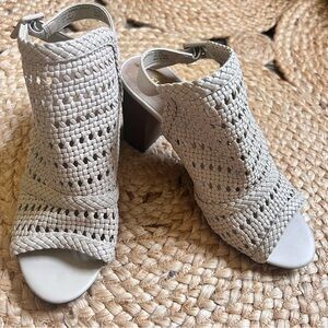 🆕 NWT Francesca Basket Weave Leather OpenToe Bootie Size 8.5